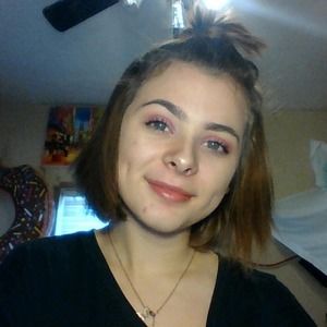 Meet your Posher, Tabitha